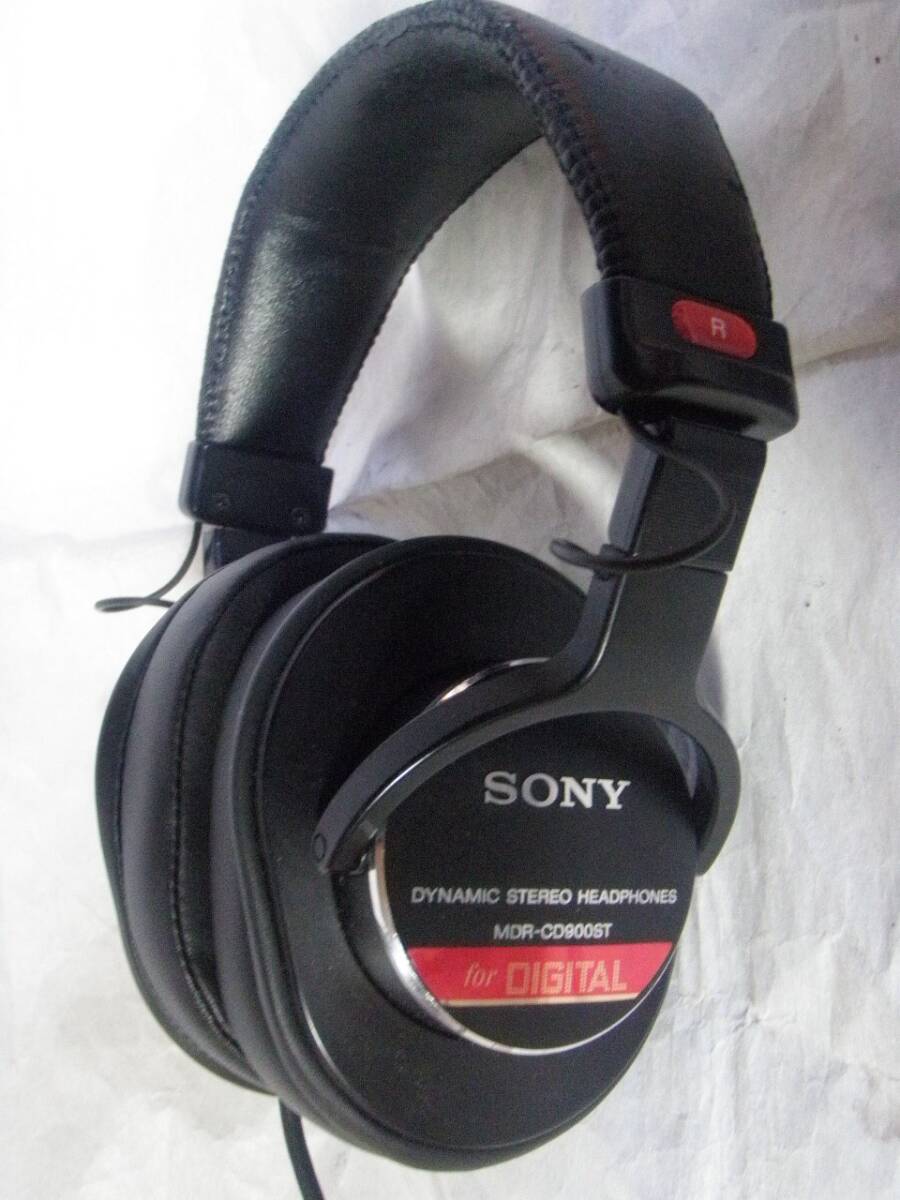 SONY MDR-CD900ST 新品極厚イヤーパッド交換済　音出確認済 モニターヘッドホン 77_画像2