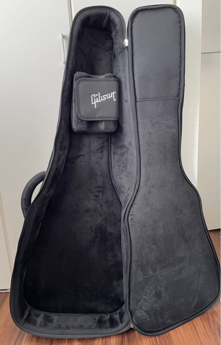 新品・未使用】Gibson純正エレキギター用ギグバッグ セミハード 新品・未使用】Gibson純正エレキギター用ギグバッグ セミハード