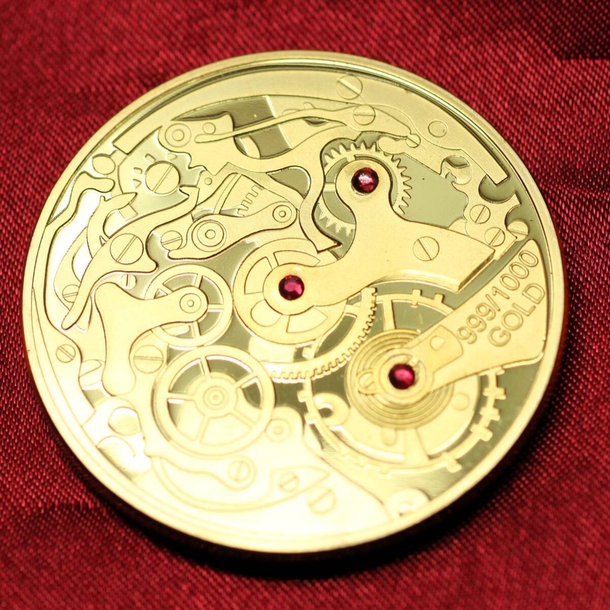 機械式時計 ムーブメント 石付き 金貨 記念メダル 美品 メダル 金 ゴールド 24KGP コイン レプリカ_画像4