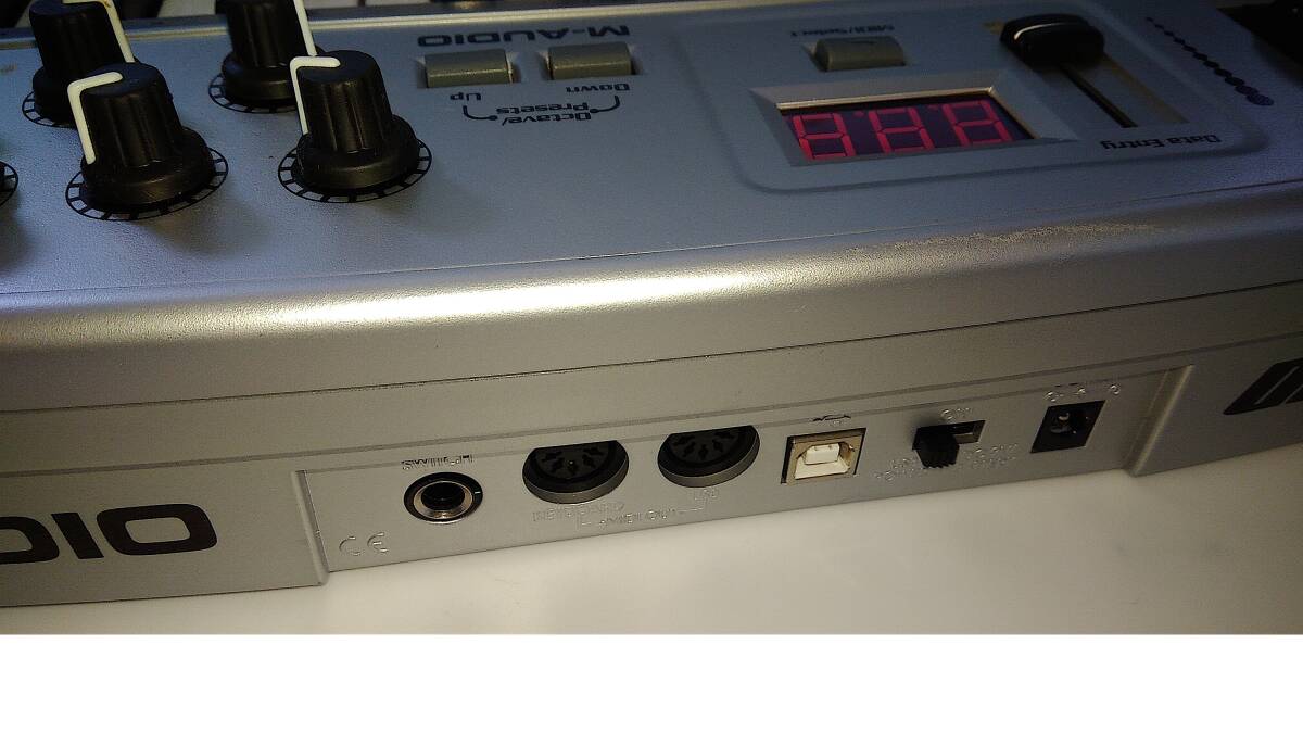  стоимость доставки текст M-AUDIO compact автобус энергия соответствует USB MIDI обе соответствует клавиатура управление KEYBOARD маленький размер MIDI мощность проверка контрольный номер 2005