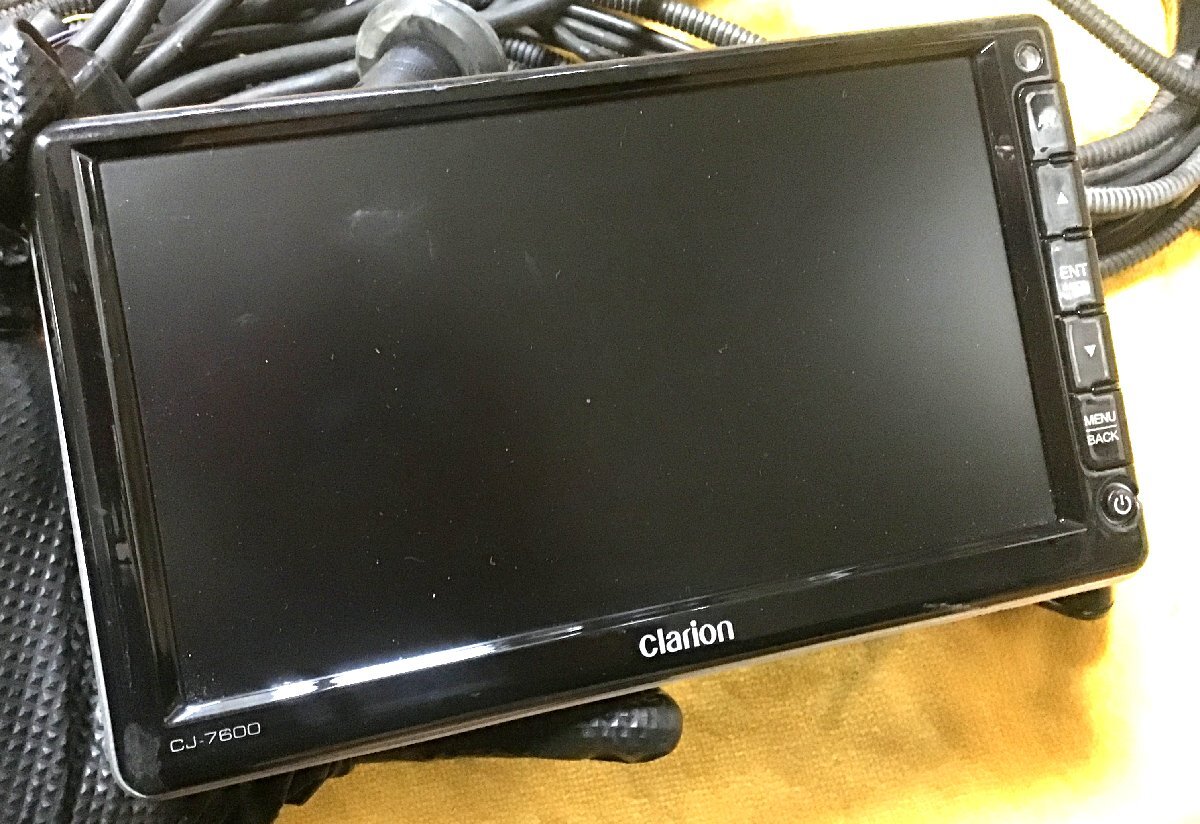 クラリオン（Clarion） バックモニターとカメラ セット 管理番号：240426cの画像2