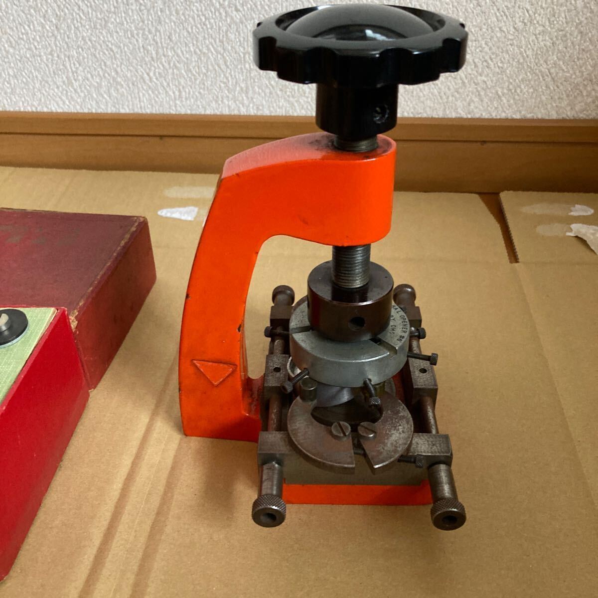 ※03 中古品 時計工具 トップ製 防水時計ケース 開閉機 付属品函 オープナー まとめて_画像6