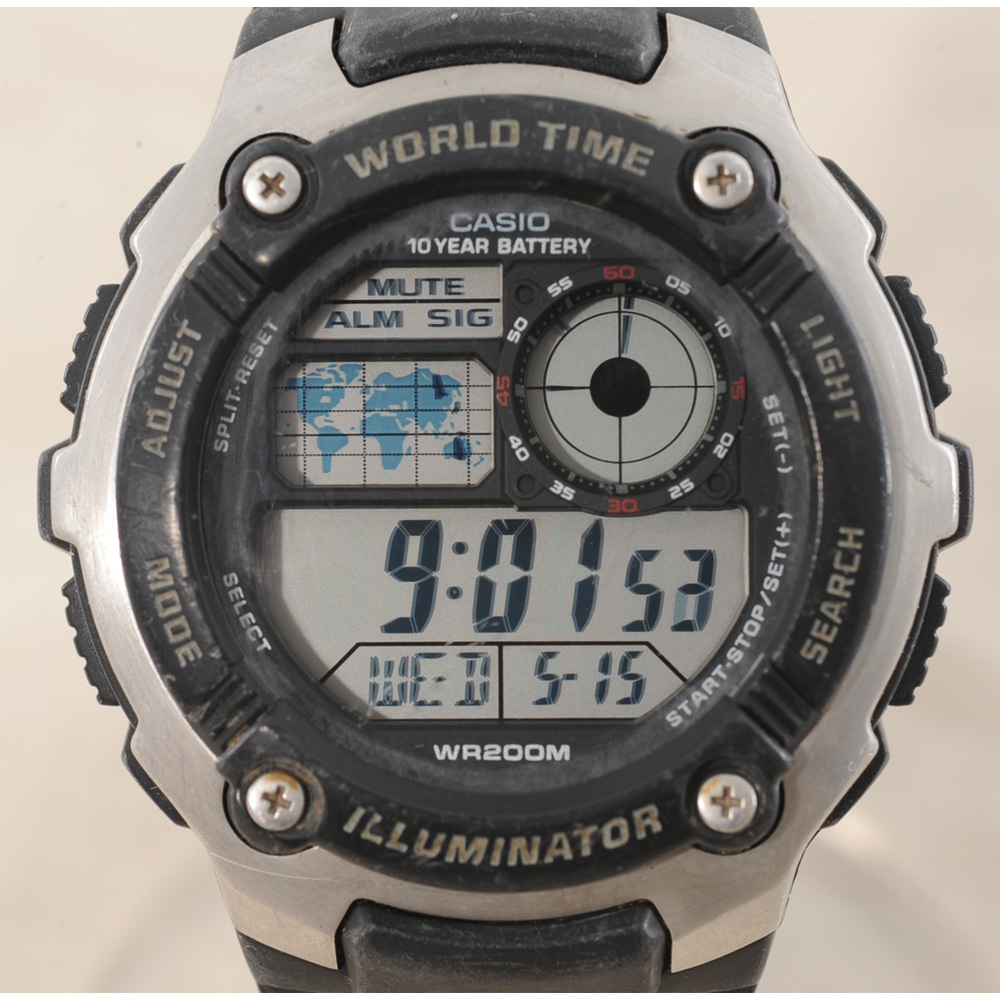 CASIO　カシオ　デジタル　ワールドタイム　メンズ腕時計　AE-2100W　中古品_画像1