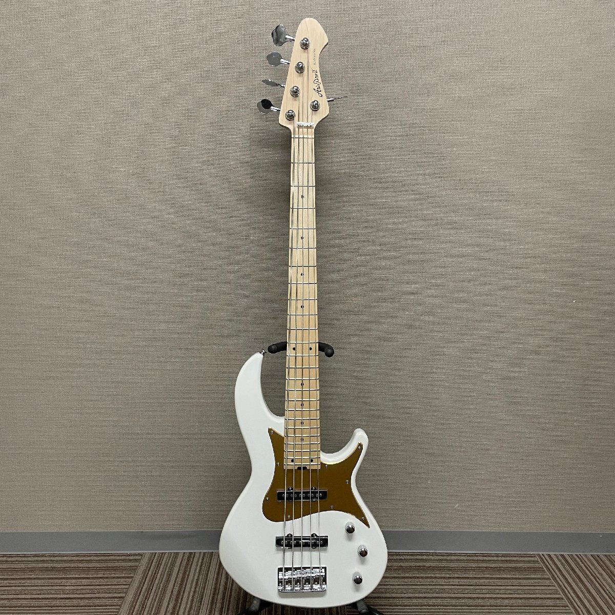 [80]* almost unused beautiful goods AriaProII RSB-618/5 WH 5 string base RSB series white × Gold ano large zdoPG electric bass present condition goods secondhand goods 