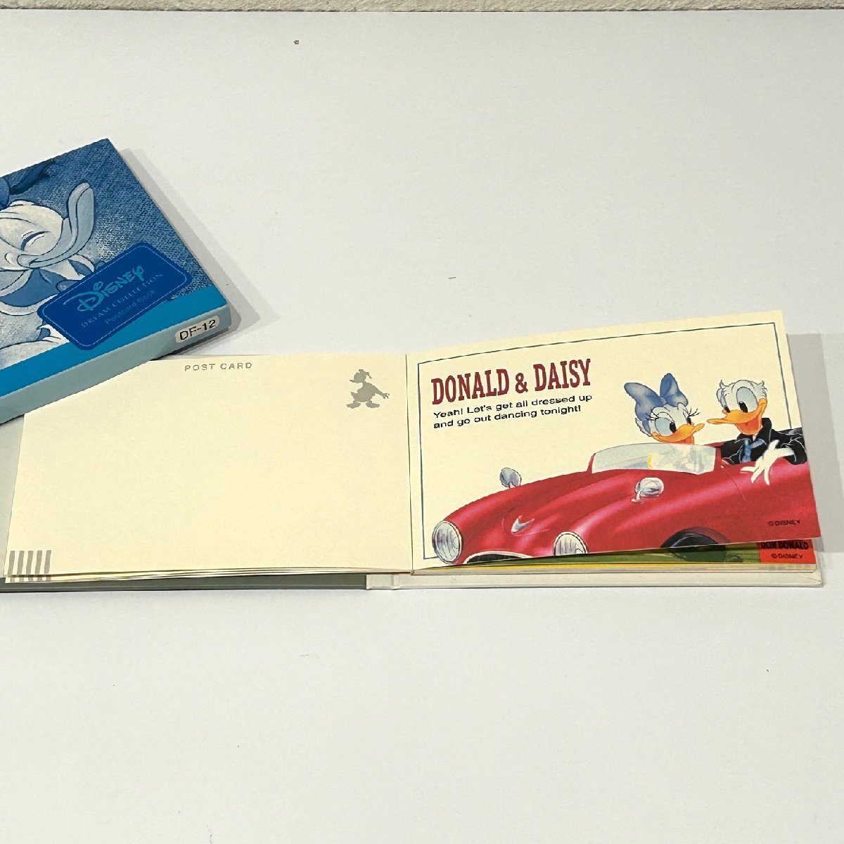 [77] thousand .. Disney Dream collection postcard book Donald & daisy 101 Dalmatians Classic complete set of works 3 set . summarize 