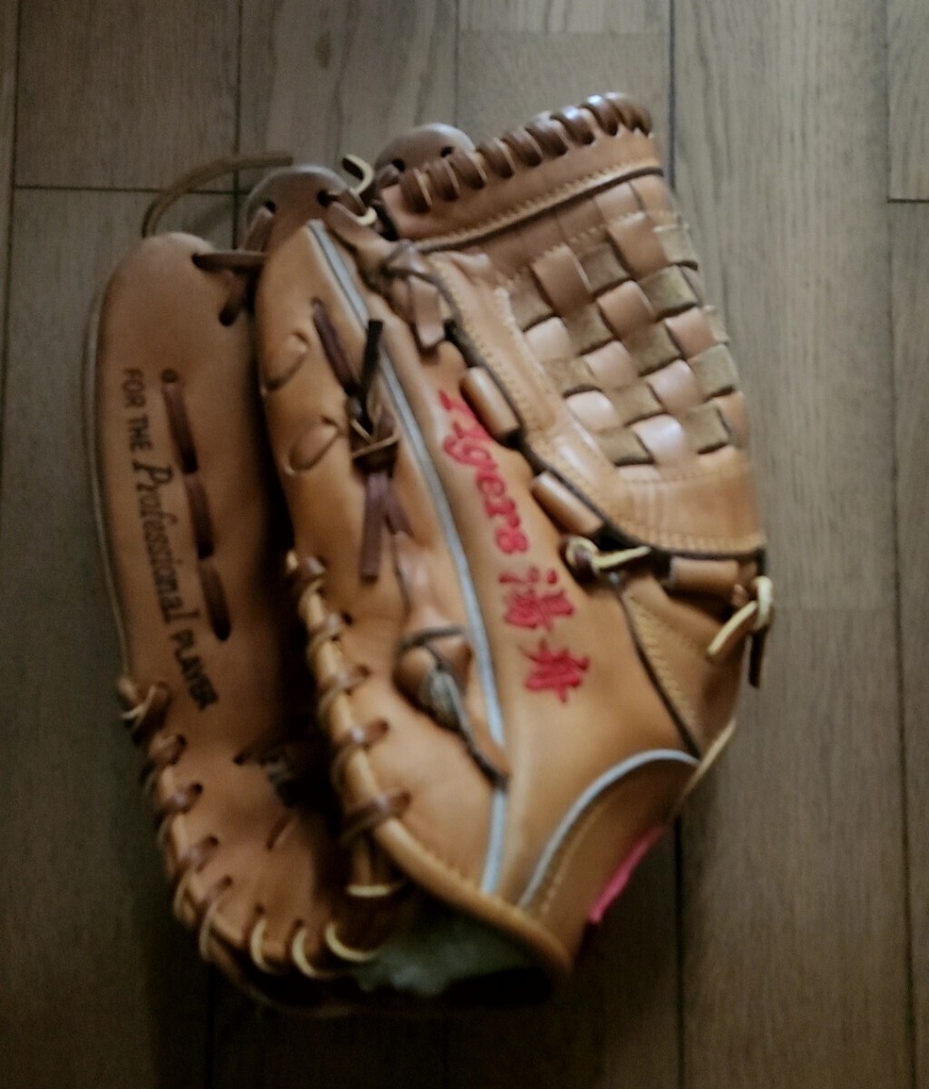 阪神タイガース上坂太一郎実使用グローブグラブ支給Rawlings 阪神タイガース上坂太一郎実使用グローブグラブ支給Rawlings