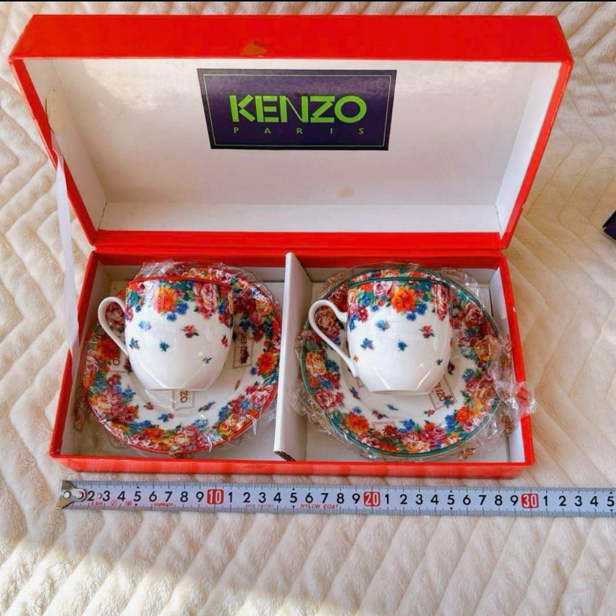 KENZO カップ ソーサー セット 2客 花柄 赤 緑 鮮やか かわいい KENZO カップ ソーサー セット 2客 花柄 赤 緑 鮮やか かわいい
