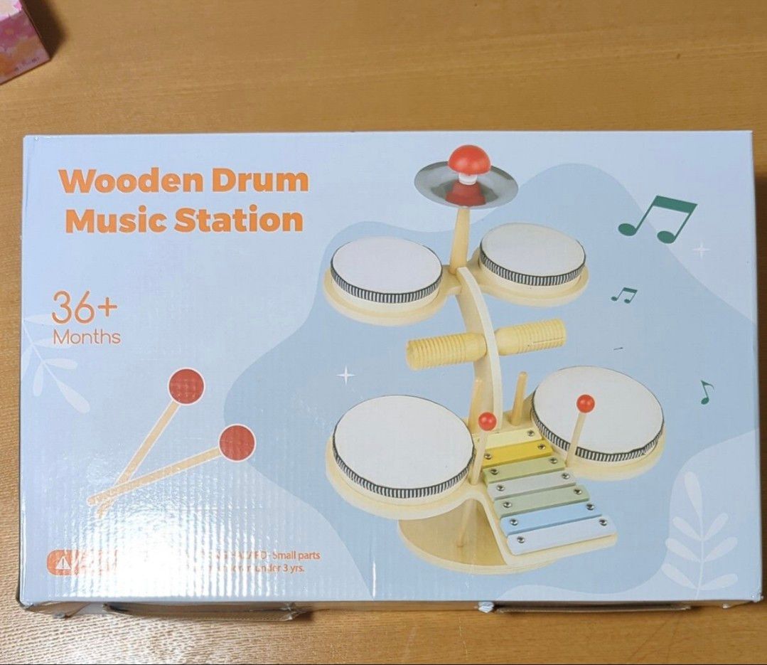 新品未使用　モンテッソーリ木製マルチ機能ドラム - 音楽才能と色認識、知育玩具