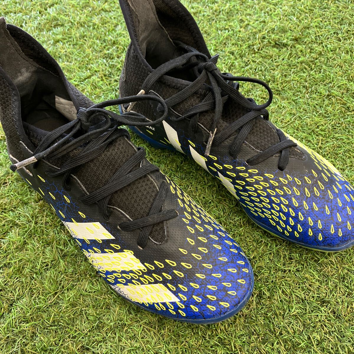 【中古品】adidas ジュニアサッカースパイク　21cm_画像2