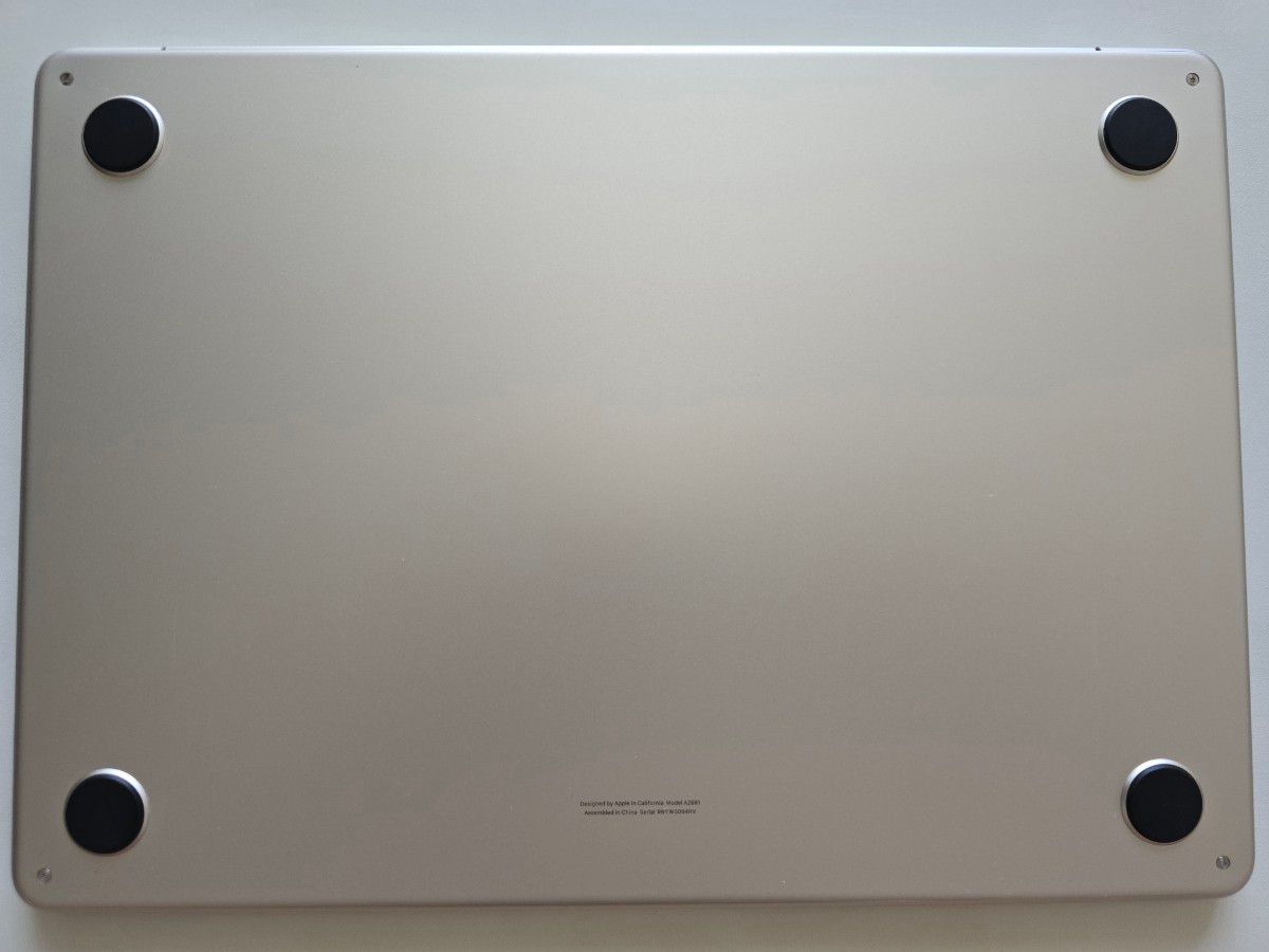 MacBook Air 13インチ Apple M2チップ搭載モデル スターライト MacBook Air 13インチ Apple M2チップ搭載モデル スターライト