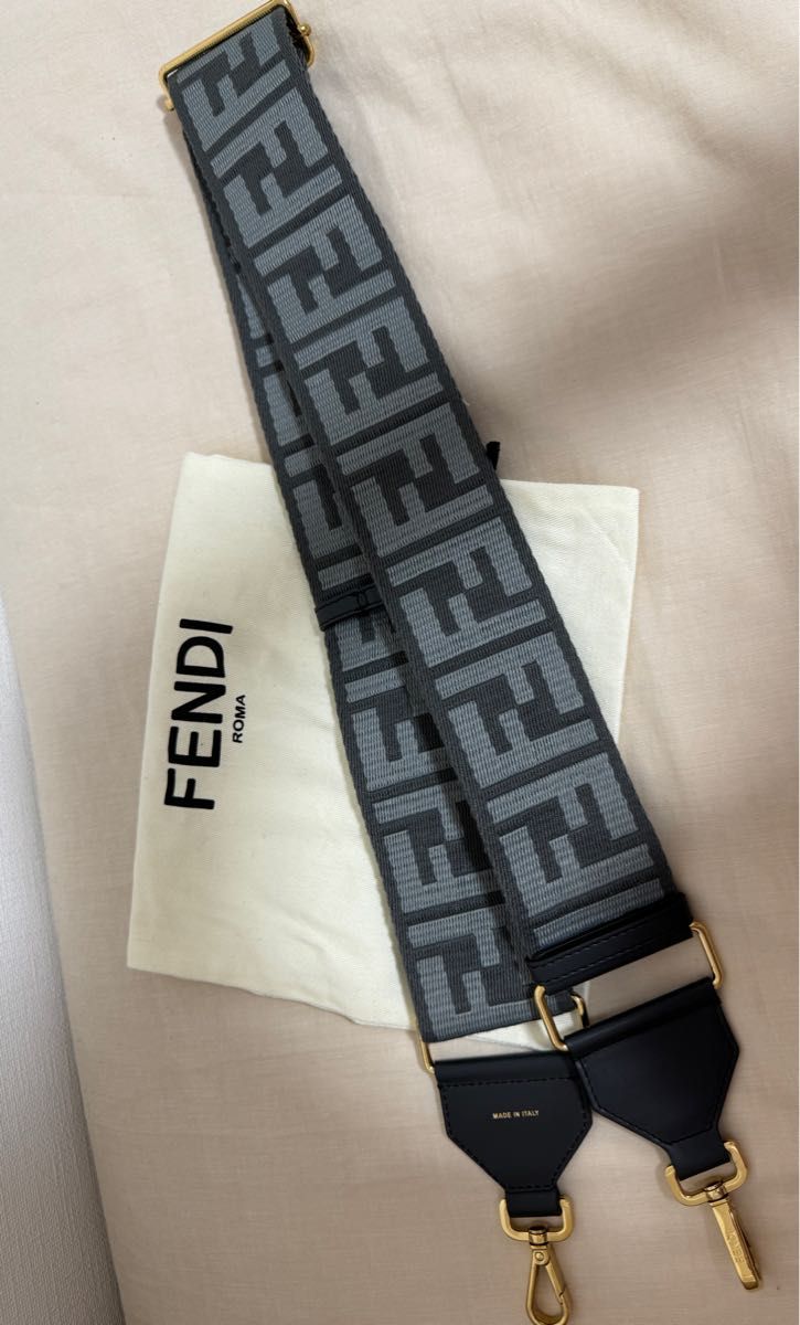 FENDI フェンディ ストラップユー ショルダーストラップ 未使用