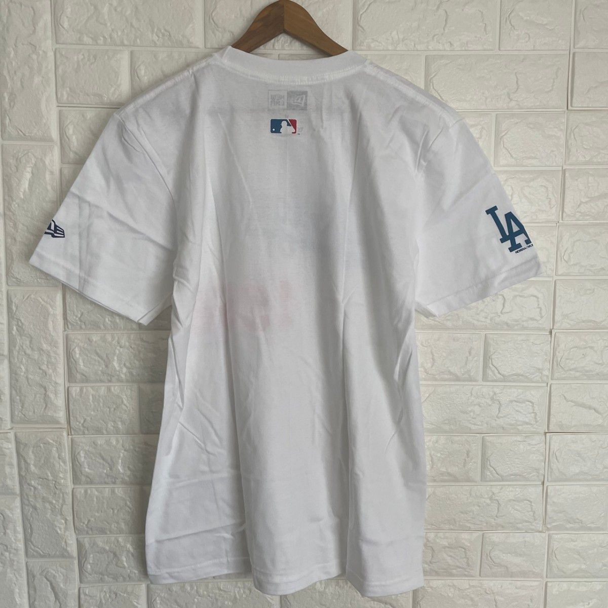 ドジャース　半袖Tシャツ　白／XL　ベースボール　野球  スポーツ観戦 メジャー  未使用  送料無料
