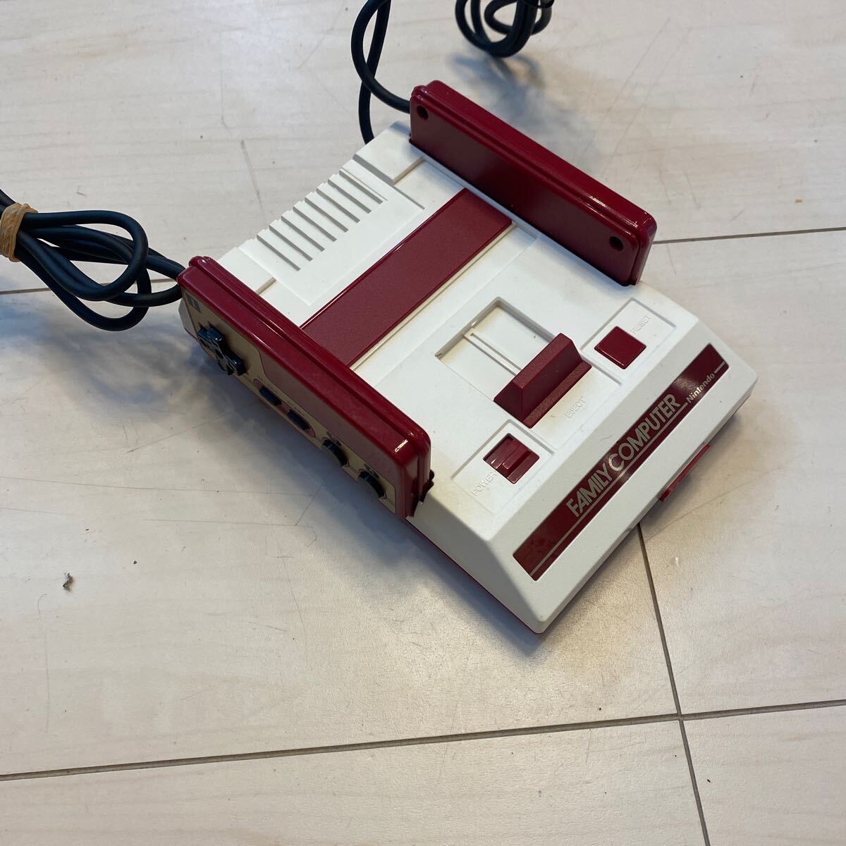 Nintendo*CLV-101* Family computer * Mini Famicom * Nintendo Classic Mini * present condition goods * Junk 