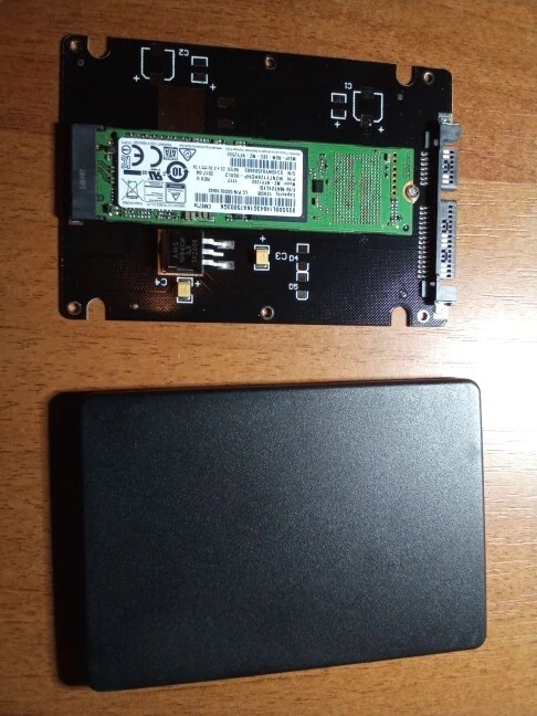 新品即決■送料無料M.2 NGFF SSD→SATA3.0 6Gbps/2.5インチ HDD/SSD省スペース設計2242 2260 2280対応【簡単装着SSD変換 ケースセット】_画像10