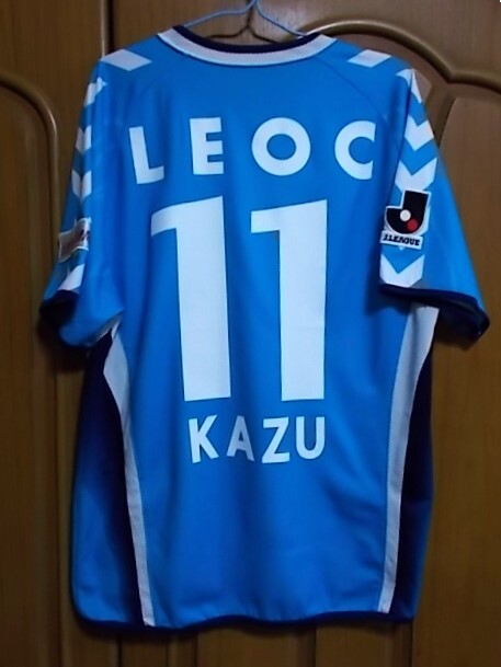 【正規品・古着】横浜FC（H）ユニフォーム　三浦知良＃11　2006年　カズ　ヒュンメル製_画像1