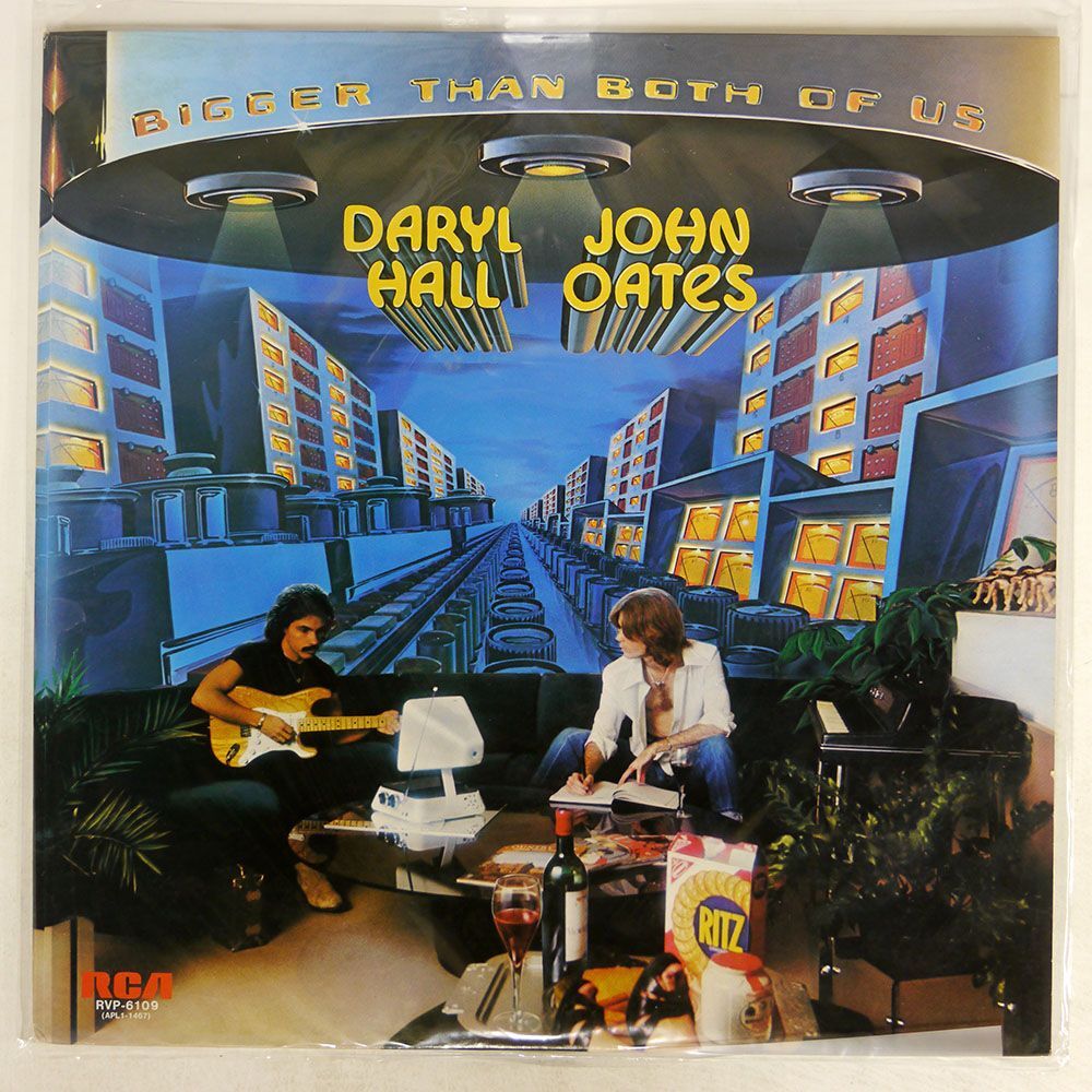 DARYL HALL & JOHN OATES/BIGGER THAN BOTH OF US/RVC RVP6109 LP_画像1