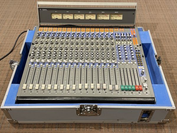 Sigma BSS-166 16ch analog mixer bus comp installing case / power supply cable 