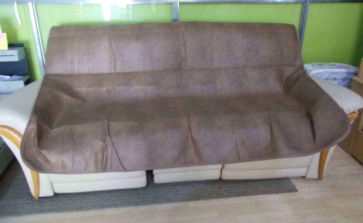 ソファーカバー　猫対策　猫の詰めが引っ掛かりにくくソファーを猫のひっかき傷から守る　3Pサイズの150×200cm