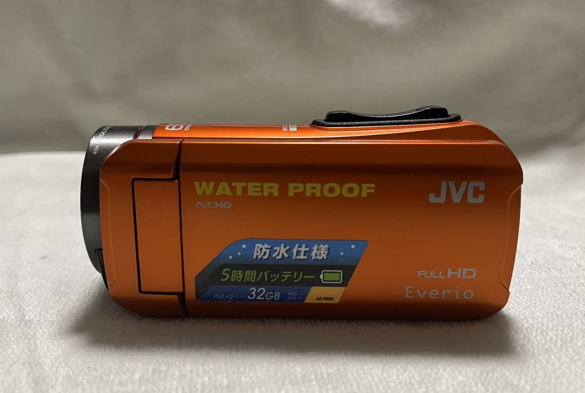 ビデオカメラ ビクターVictor Everio GZ-R300-Dの画像3