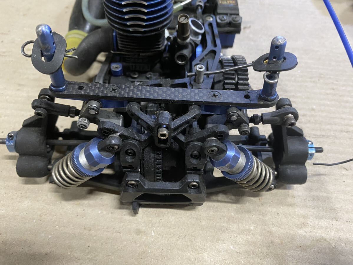 (M7)KYOSHO engine car carbon material parts aluminium chassis other parts various together present condition secondhand goods 