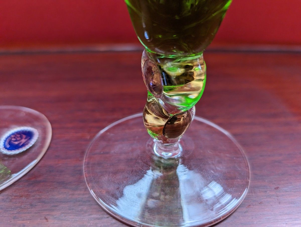 【箱付・未使用】カクテルグラス ペア スロバキアガラス 緑 花柄