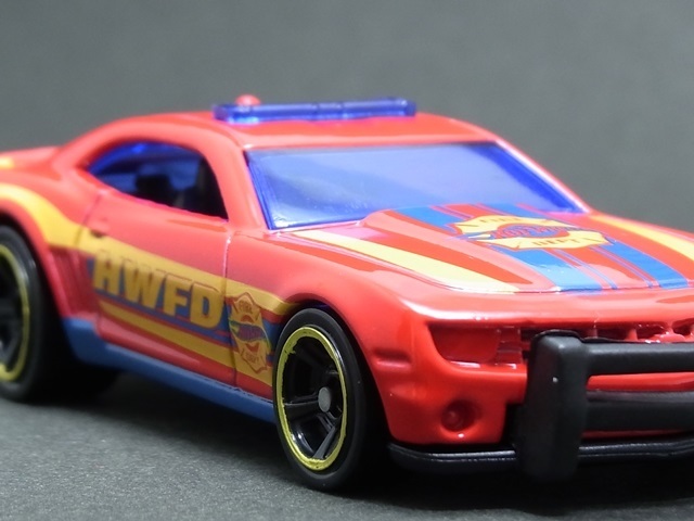 ★★日曜夜★未開封新品★'10 (CHEVROLET) CAMARO SS (第2世代金型)★SHORT CARD★HOT WHEELS_画像2