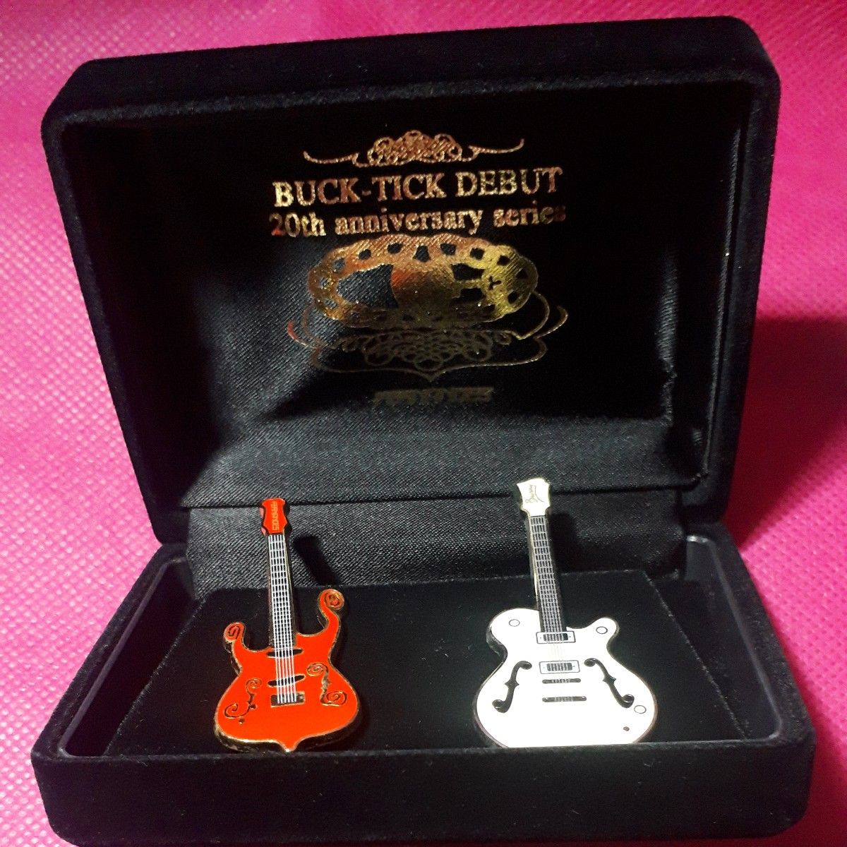 ギターピンバッジ 今井寿 BUCK-TICK 会報 櫻井敦司 バクチク現象 ギターピンバッジ 今井寿 BUCK-TICK 会報 櫻井敦司 バクチク現象