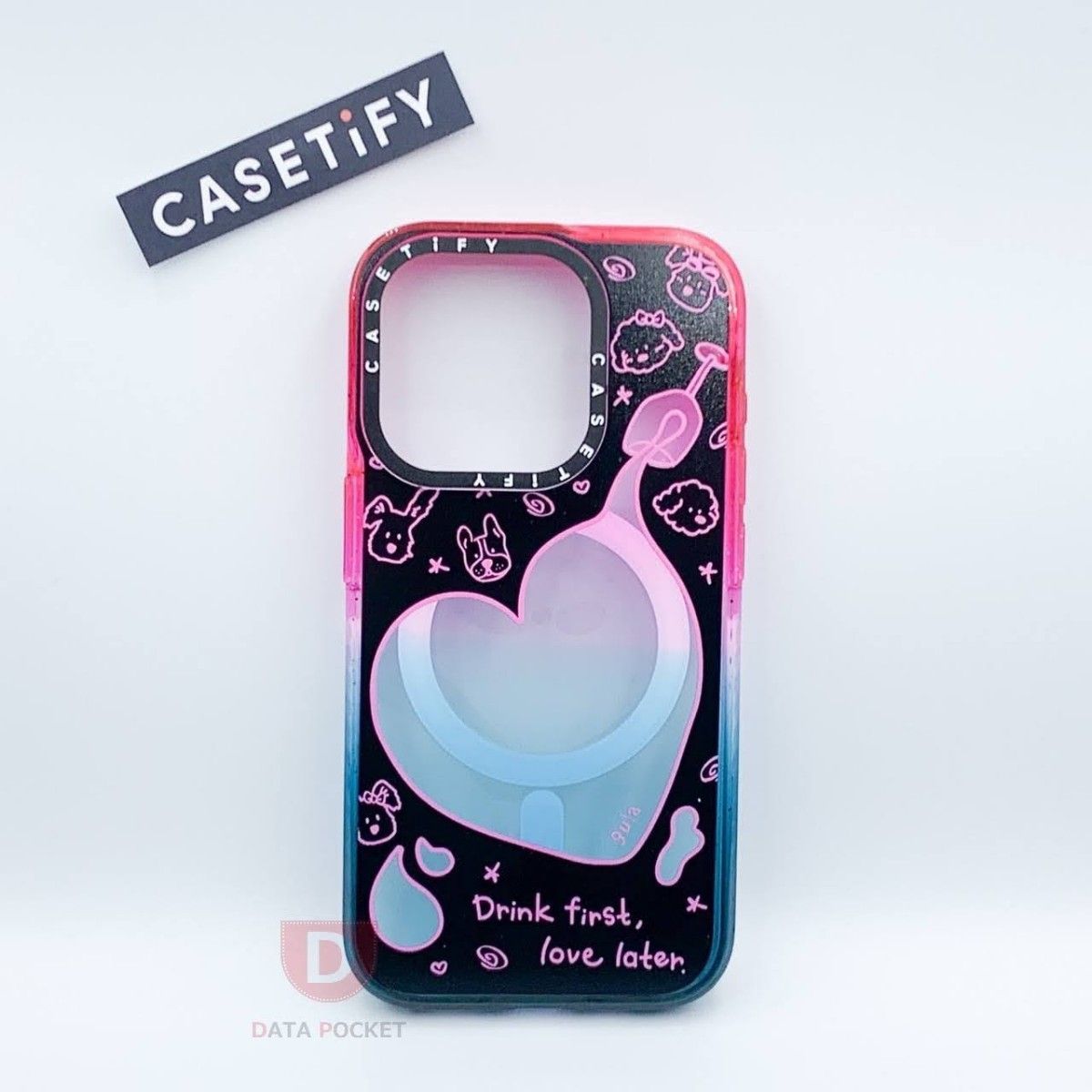 CASETiFY iPhone15 Pro ハート