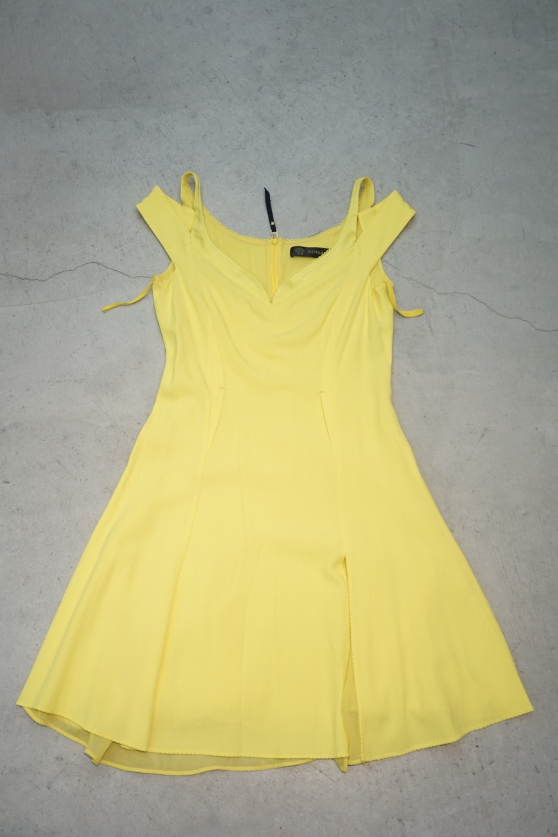  new goods 17SS VERSACE Versace Versace . double shoulder Mini dress One-piece 40 yellow yellow color A78588 A224249 1226N^