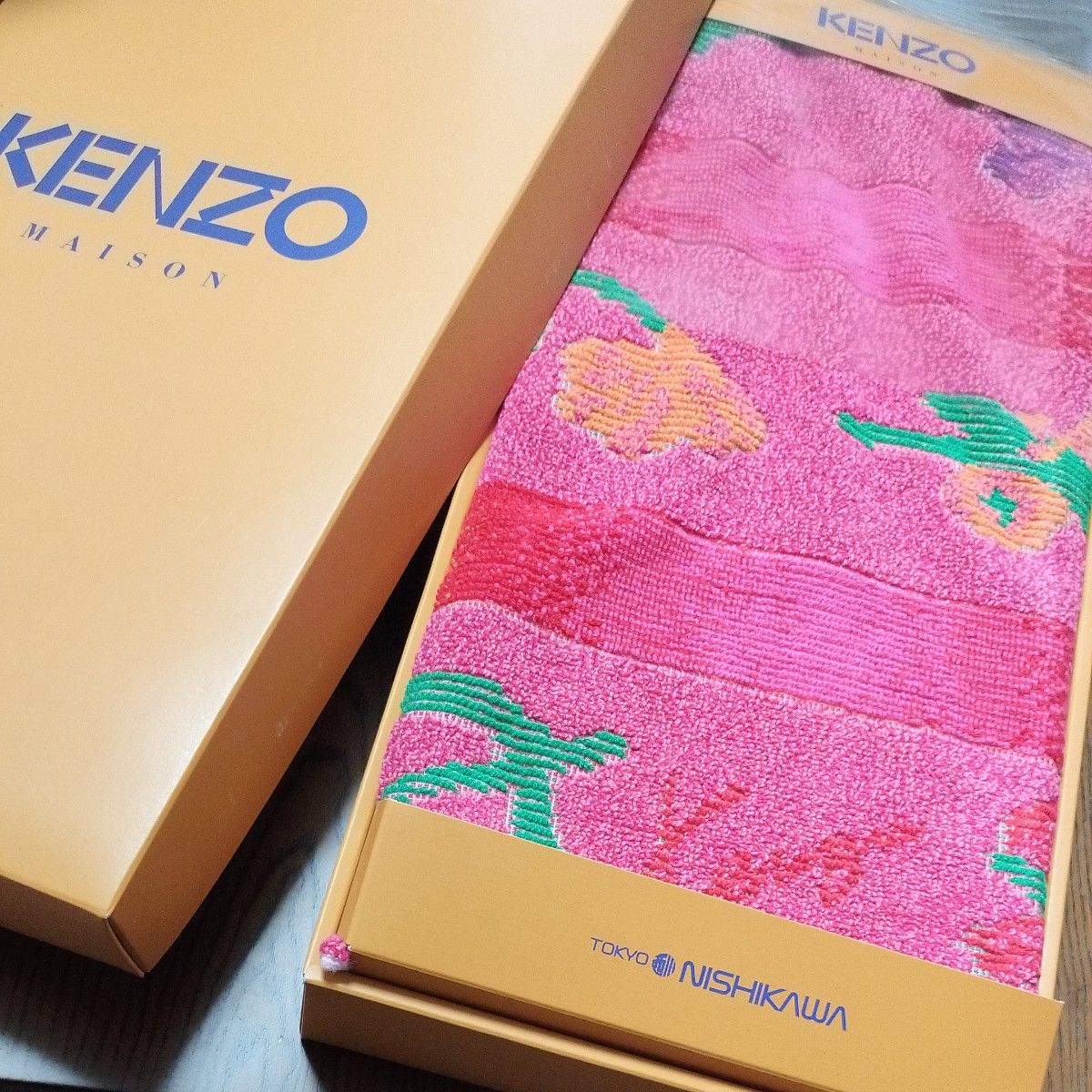 ケンゾーKENZO未使用華やかバスマット西川産業日本製バスマットTOKYONISHIKAWA新品バスマット入れ替え洗い替えにピンク