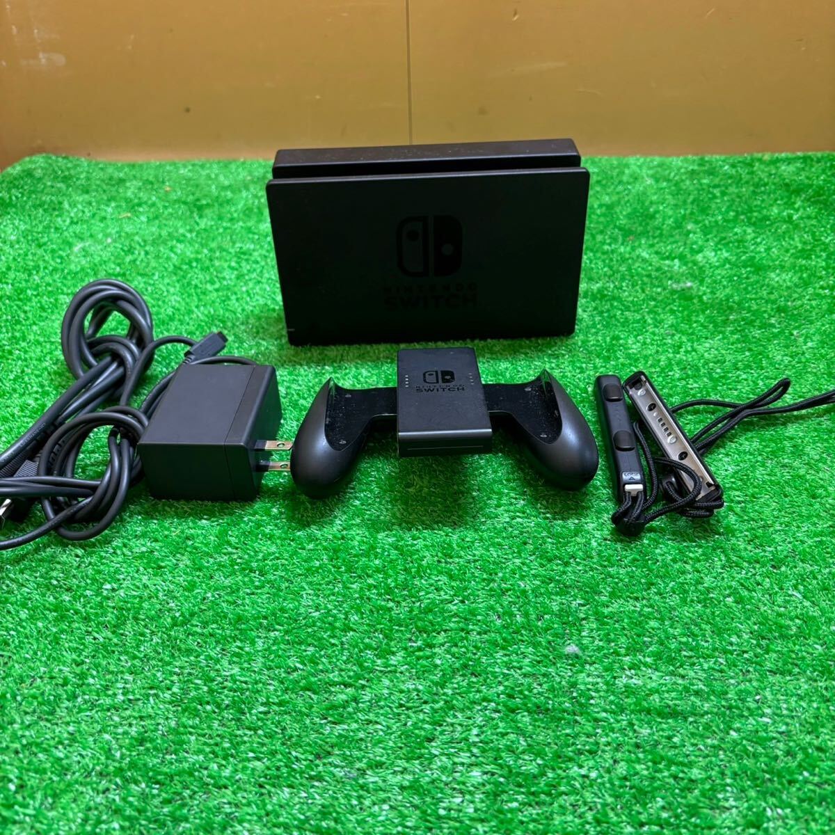 ニンテンドースイッチ グレー Nintendo セット売り通電確認済　初期化済み　Switch 任天堂 ゲーム機 _画像7