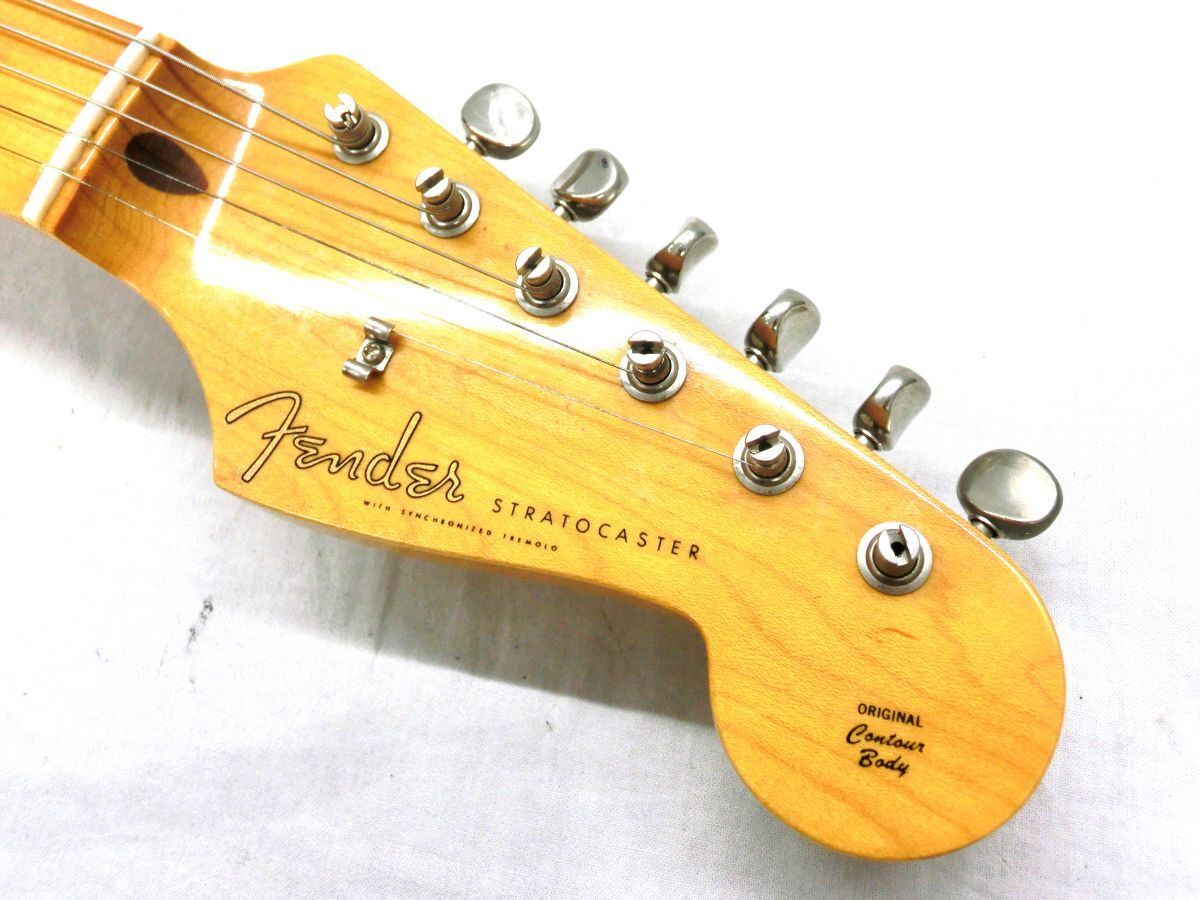 1000円スタート エレキギター Fender STRATOCASTER MADE IN JAPAN フェンダー 音出し確認済み 楽器 弦楽器 6弦 演奏 SHK □BB8023_画像2