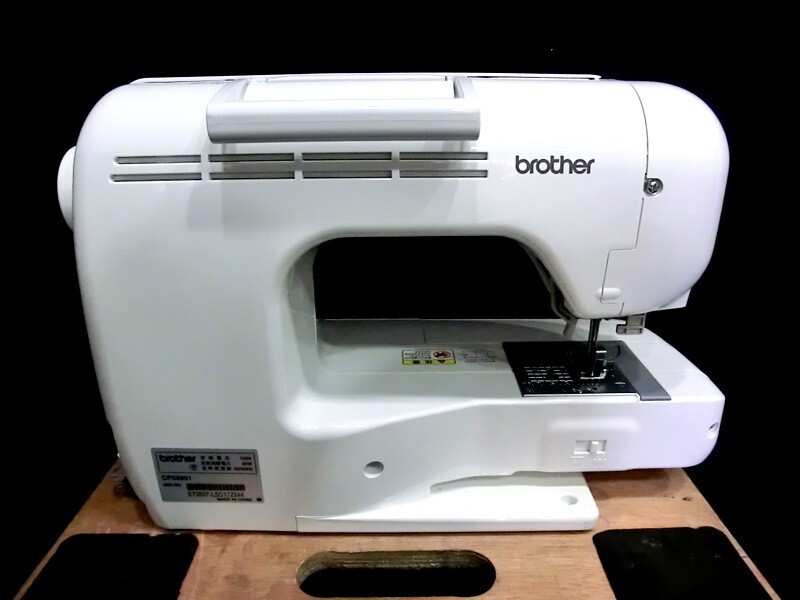 1000 jpy start sewing machine brother AgneauD\'or BlancⅣ CPS5801 Brother handcraft handicraft dressmaking electrification verification settled case attaching 4 sewing machine H①235