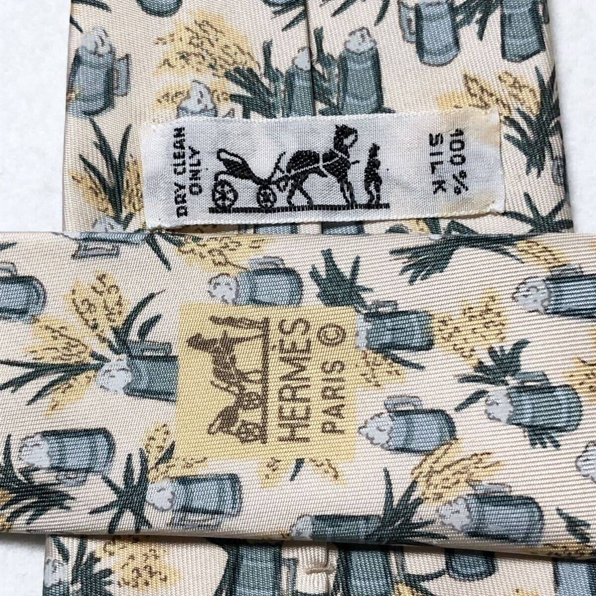 美品 HERMES エルメス ネクタイ 麦とビール 総柄 シルク100 美品 HERMES エルメス ネクタイ 麦とビール 総柄 シルク100