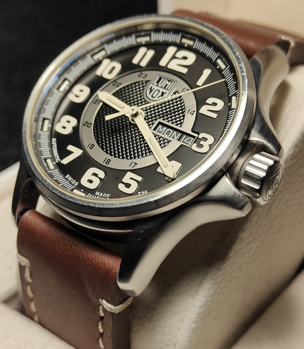 送料無料 Luminox ルミノックス 自動巻き オートマチック 1801 FIELD AUTOMATIC DAY DATE FORTIS traser VICTORINOX 腕時計 ネイビー _画像2