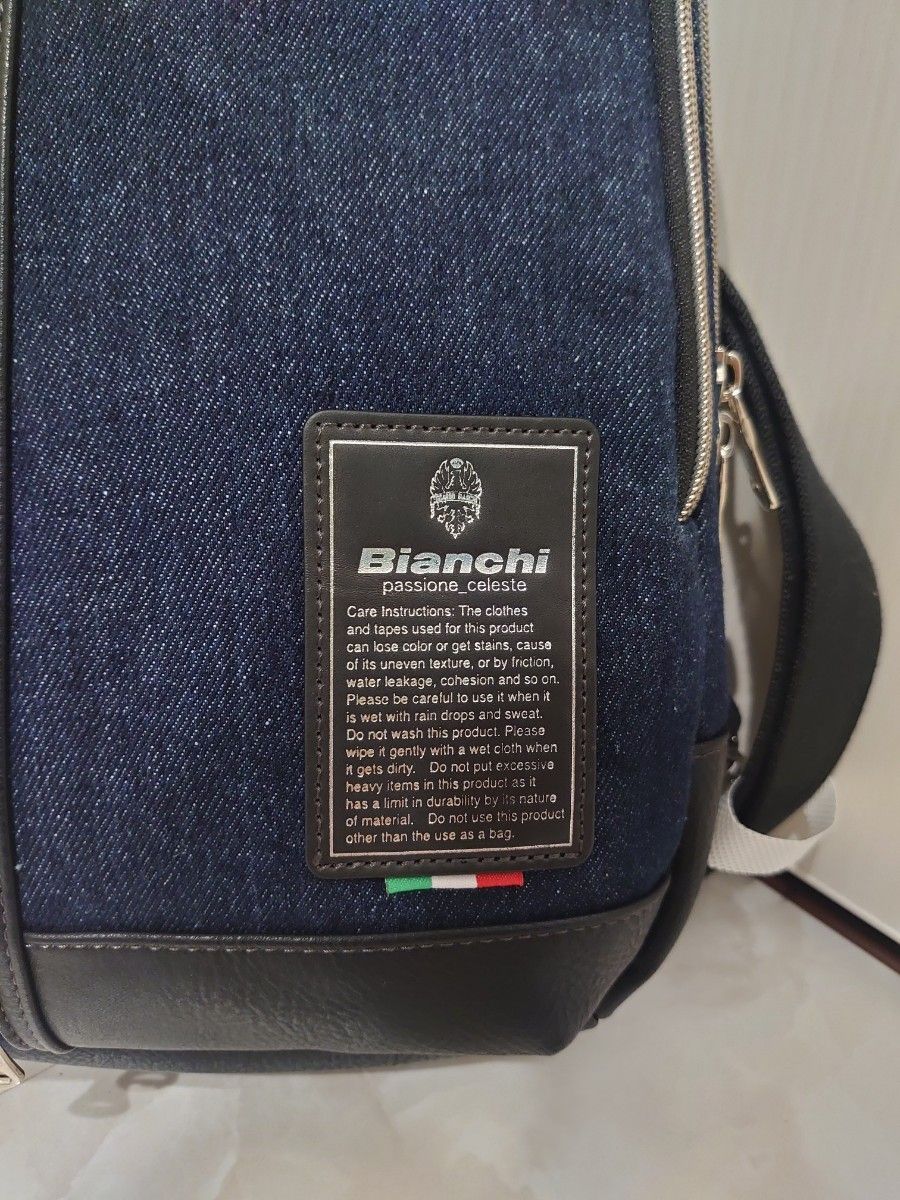 Bianchi　ショルダーバッグ　未使用タグ付き！