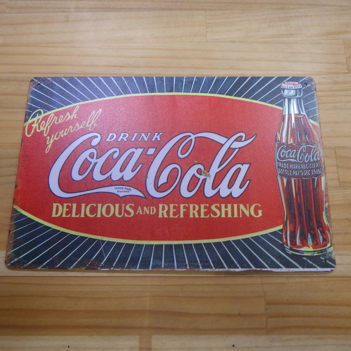 コカコーラ COCA COLA コーラ 看板 アメリカン 雑貨 金属 20cm×30cm_画像1