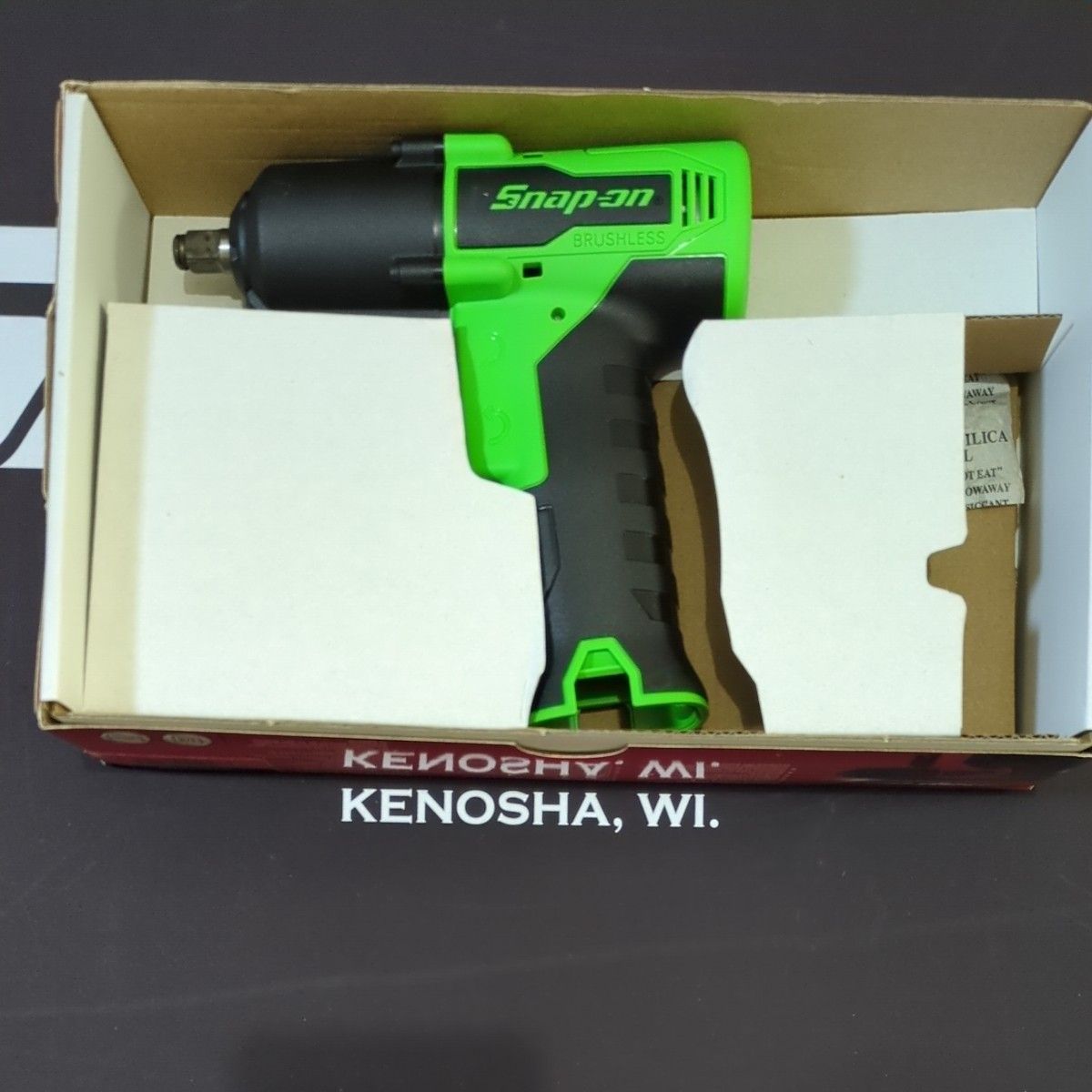 TONE 200Vシャーレンチ M-222R 常用最大トルク735N.m! 中古動作 TONE 200Vシャーレンチ M-222R 常用最大トルク735N.m! 中古動作