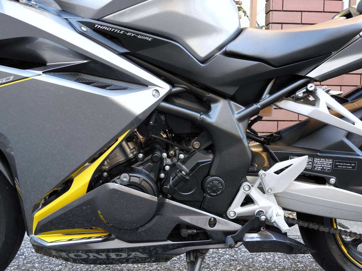 動画有り!!☆★CBR 250 RR 安心のABSモデル!!走行8,600km!!人気の250ccフルカウルスーパースポーツ!!通勤,通学,普段の足代わりにもおススメ_画像6