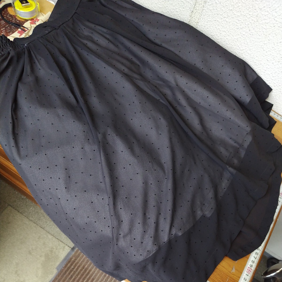 NEELA ヒロタ レディースＳサイズフレアースカート ブラック 5／1_画像9