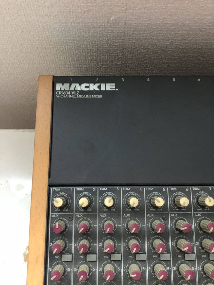 MACKIE CR1604-VLZ mixer 