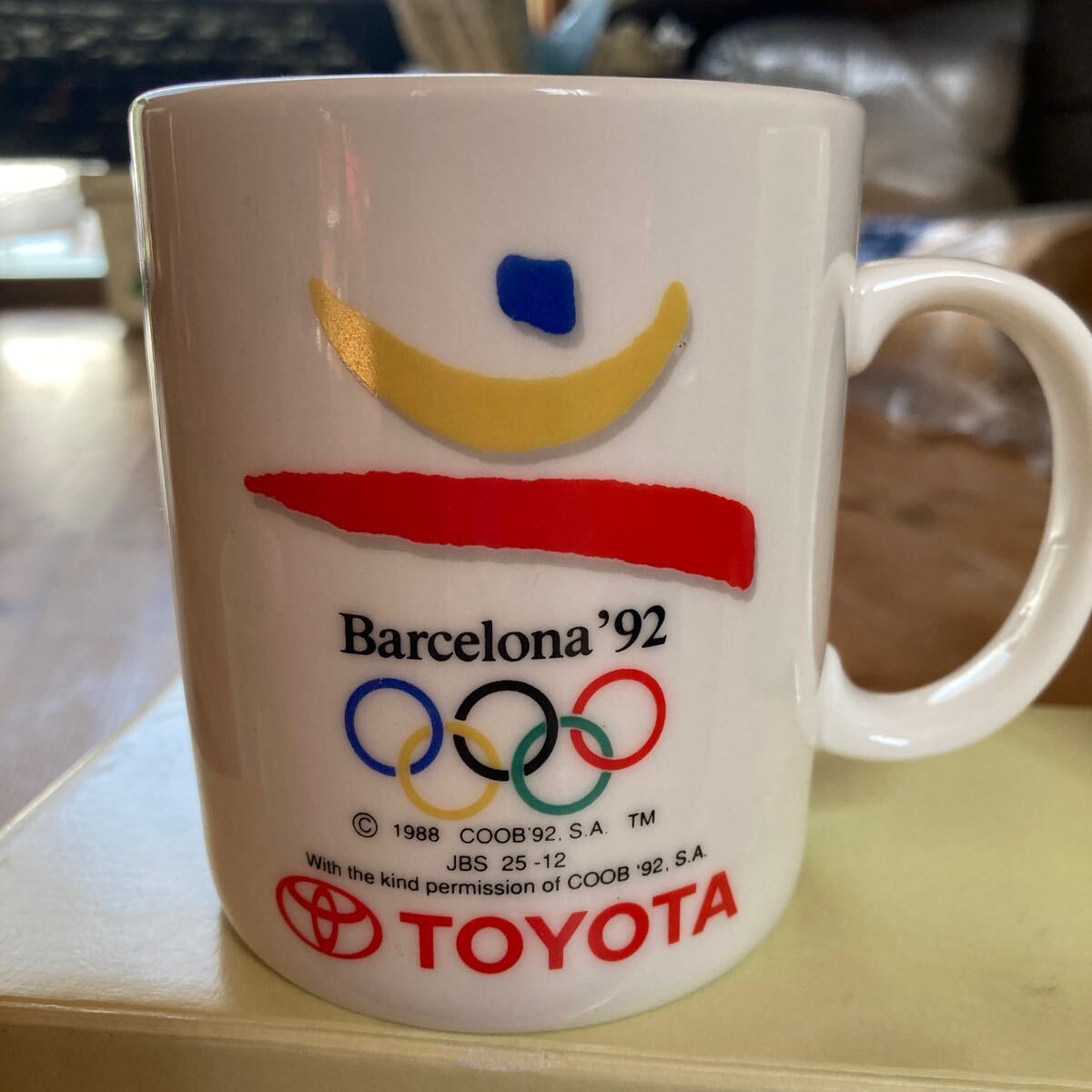 激レア 非売品 未使用 TOYOTAトヨタ '92 バルセロナオリンピック 陶器マグカップ ノベルティ 3個セット_画像3