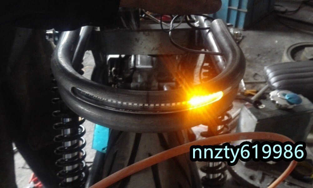 ユニバーサル レトロバイク カフェレーサーシートフレームフープ LED テールランプ ブレーキライト シグナル OKD612_画像6