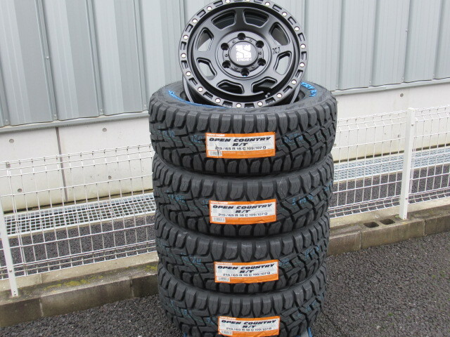 MLJ XTREME-J XJ07 16x6.5J +38 6-139.7 サテンブラック TOYO OPEN COUNTRY R/T 215/65R16セット 200系ハイエース_画像1