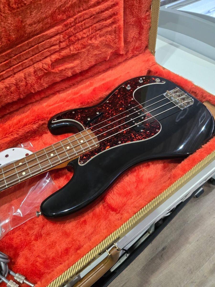 【レア品】Fender American Vintage 型番V101795 箱付き 保証書付き フェンダー USA？の画像4