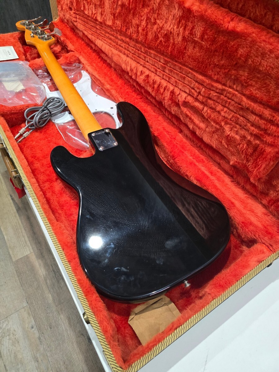 【レア品】Fender American Vintage 型番V101795 箱付き 保証書付き フェンダー USA？の画像10