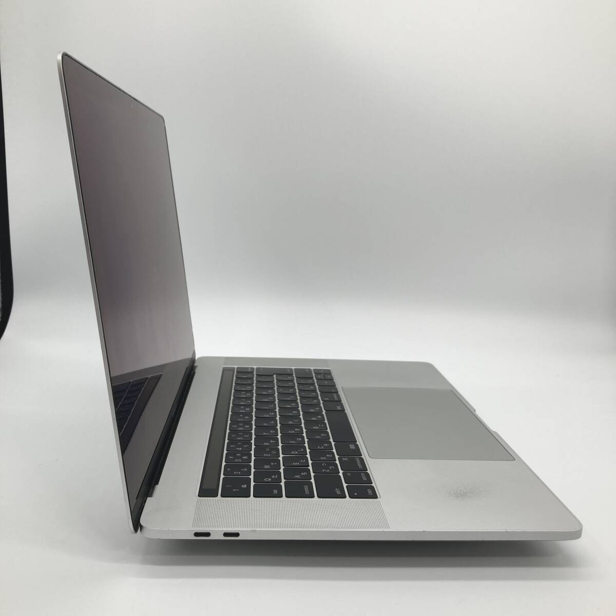 [ with defect ]1 jpy start Apple MacBook A1707 2016 Core i7 2.6GHz 16GB Radeon Pro 460 SSD 512GB 15 -inch Retiina charge number of times 445 times 2303053