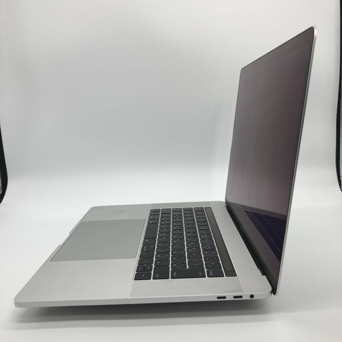 [ with defect ]1 jpy start Apple MacBook A1707 2016 Core i7 2.6GHz 16GB Radeon Pro 460 SSD 512GB 15 -inch Retiina charge number of times 445 times 2303053