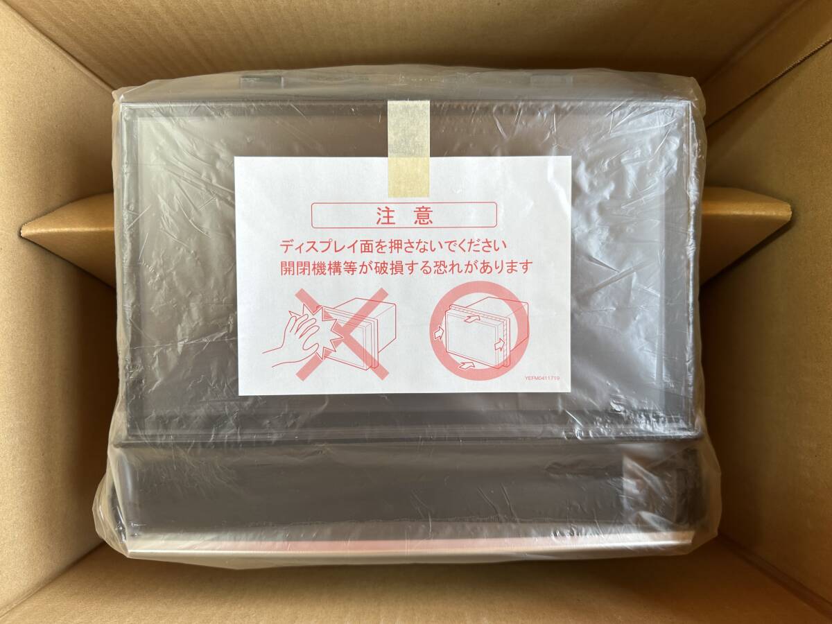 送料無料 未使用 トヨタ純正 10インチナビ 30系アルファード 送料無料 未使用 トヨタ純正 10インチナビ 30系アルファード
