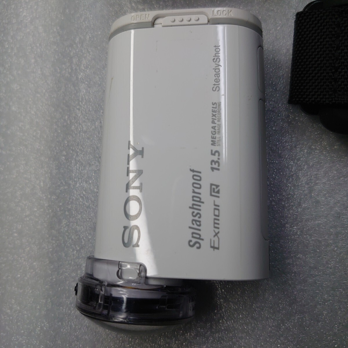  Sony action cam HDR-AS100V remote control attaching 